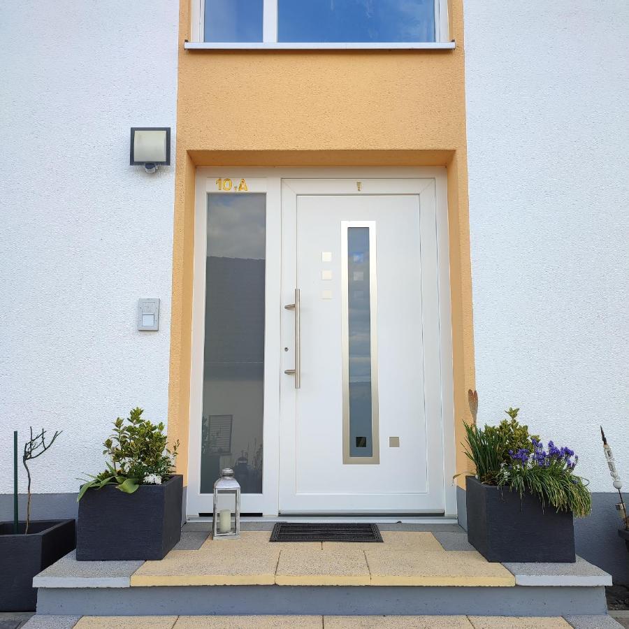 Kleine Auszeit - Ferienwohnung Heideberg - "Rhein" In Den Urlaub Bacharach Exterior foto