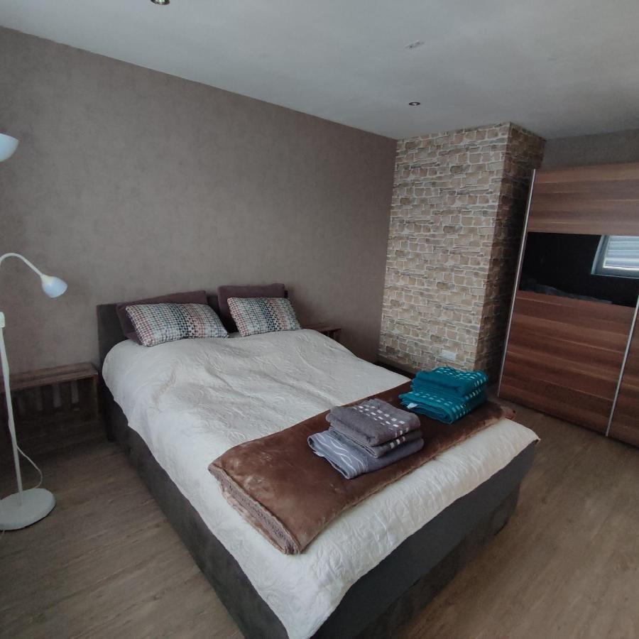 Kleine Auszeit - Ferienwohnung Heideberg - "Rhein" In Den Urlaub Bacharach Exterior foto